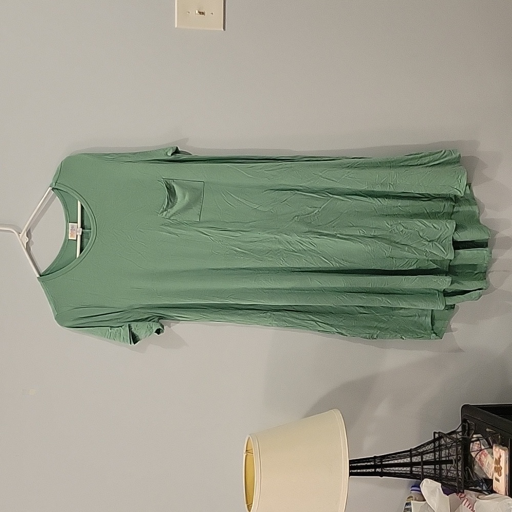 XL Mint Lularoe T-Shirt Dress with Pocket
